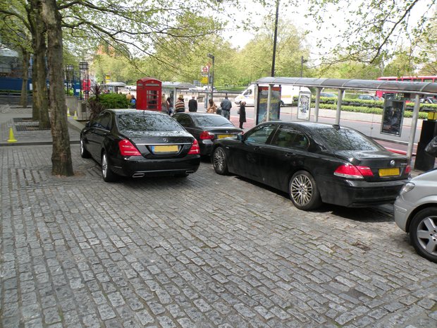  limousines